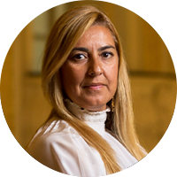 Dra. Renata Gil